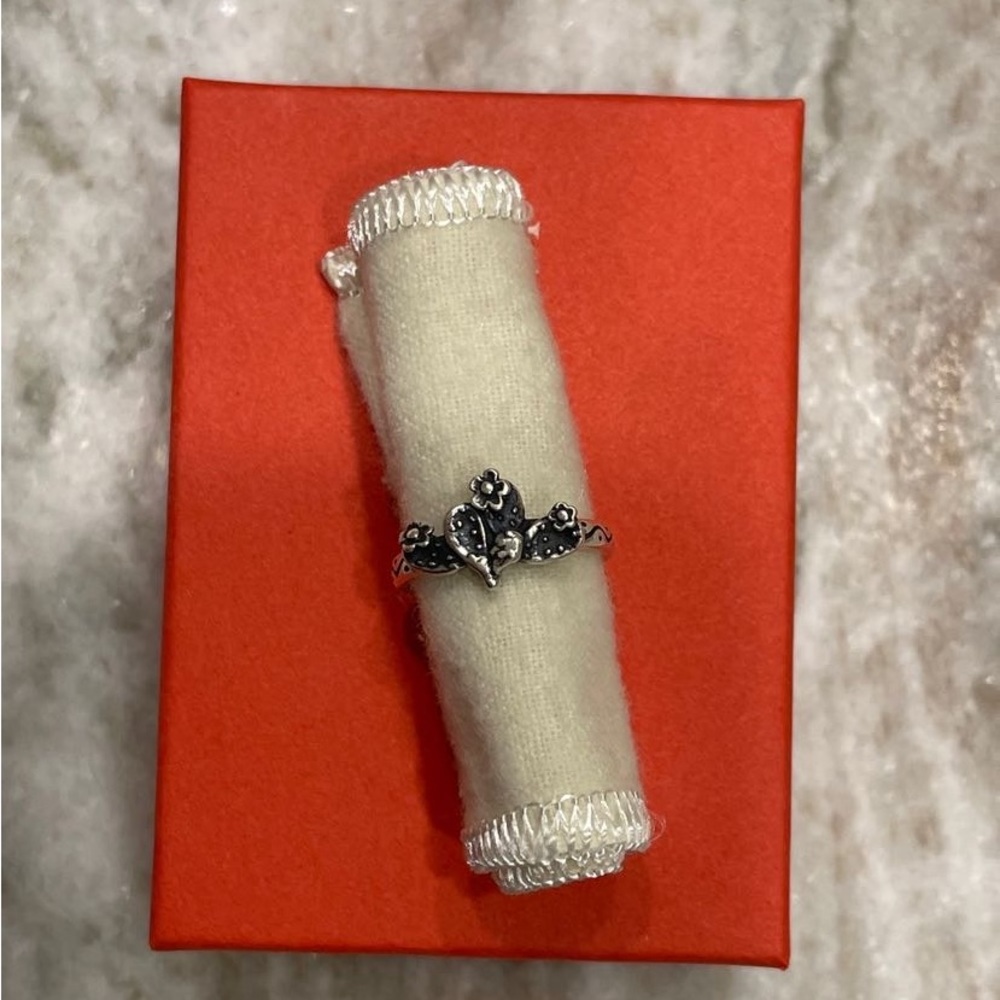 James Avery Prickly Pear Cactus Ring- Size 6